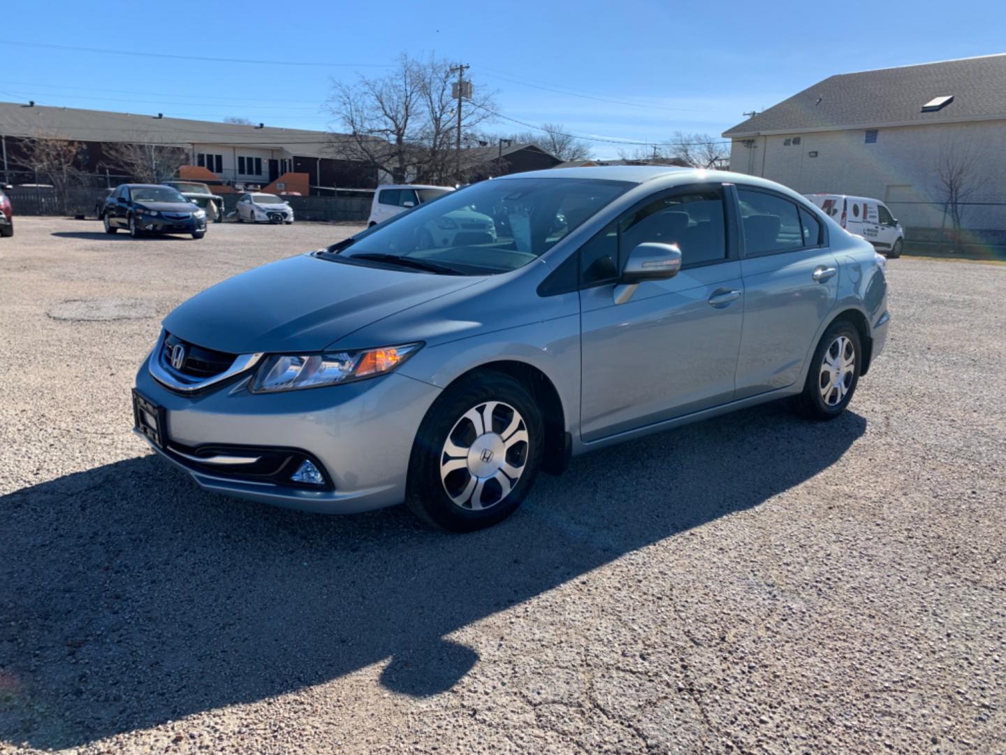 2013 Blue /gray Honda Civic Hybrid (19XFB4F27DE) , AUTOMATIC transmission, located at 1830 North Belt Line Road, Irving, TX, 75061, (469) 524-0199, 32.834373, -96.993584 - Photo#2